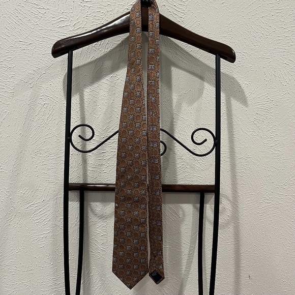 Men's Canali silk tie in tan with blue accents - Picture 1 of 8